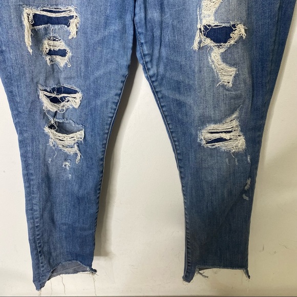 American Eagle Super Low Rise Distressed Patchwork Jegging Size 18 Short - Picture 4 of 15